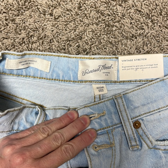Jeans - Picture 4 of 5